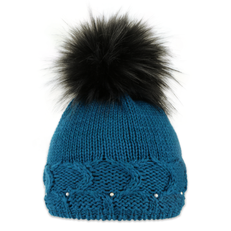 Dámská čepice s kožešinovou bambulí 