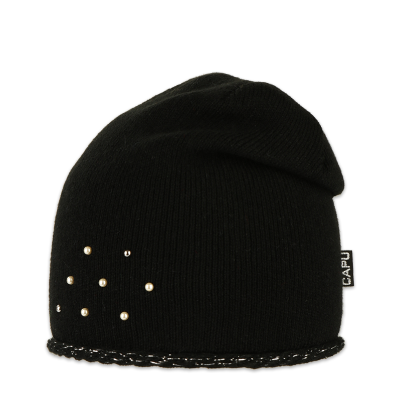 Dámská čepice přepadlá s kamínky