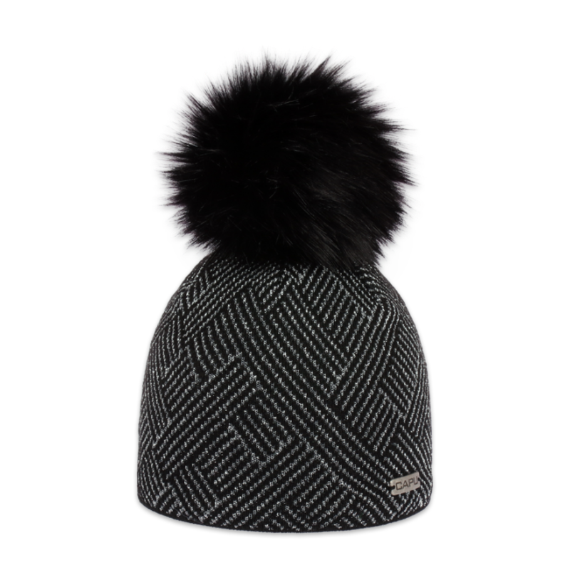 Dámská čepice s kožešinovou bambulí 