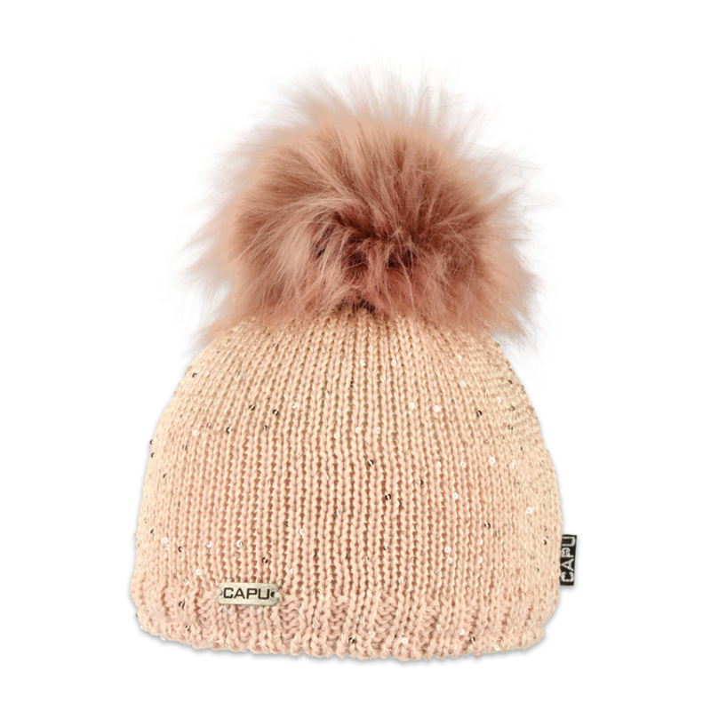 Dětská čepice s kožešinovou bambulí