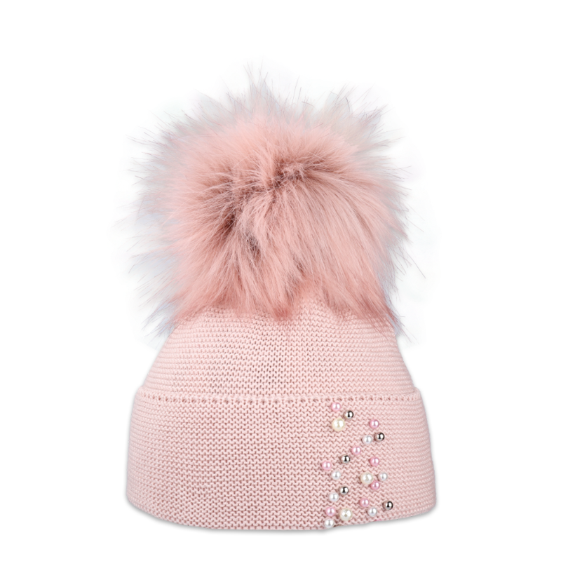 Dětská čepice s kožešinovou bambulí s perličkami