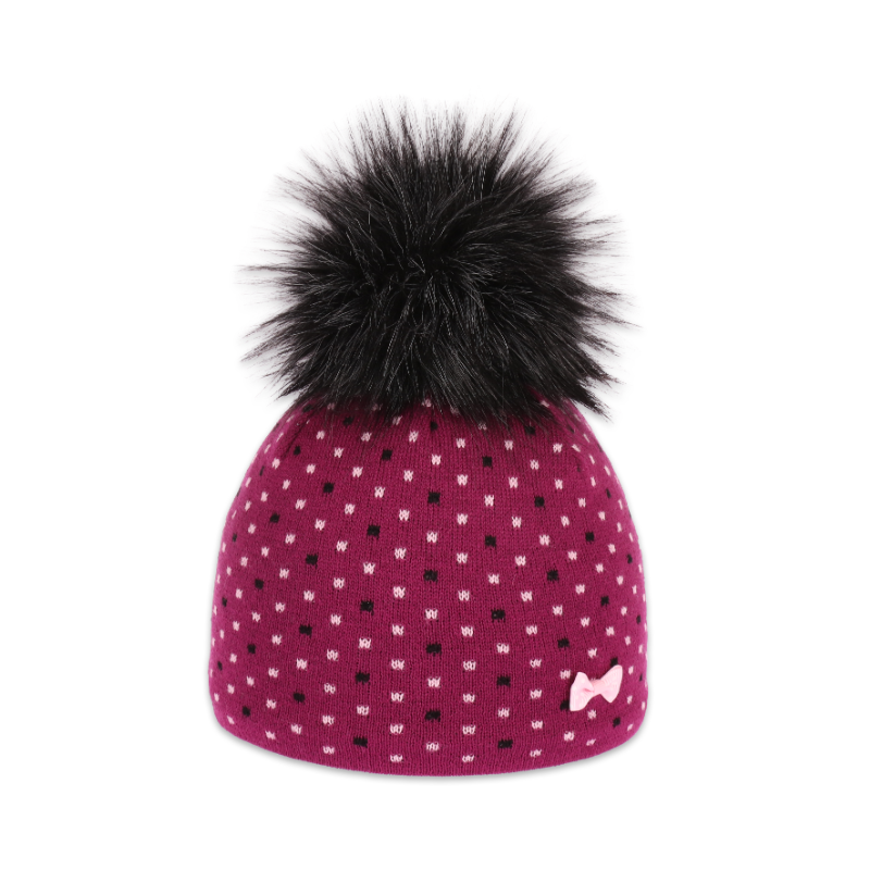 Dětská čepice s kožešinovou bambulí