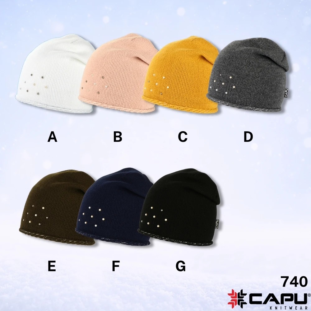 Dámská čepice přepadlá s kamínky