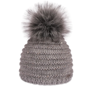 Dámská čepice s kožešinovou bambulí 