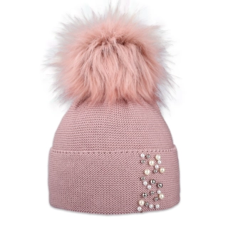 Dámská čepice s kožešinovou bambulí 