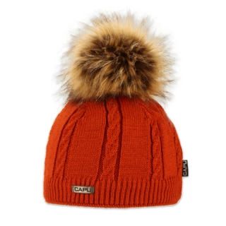 Dámská čepice s kožešinovou bambulí 