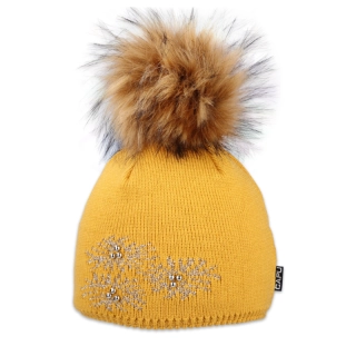 Dámská čepice s kožešinovou bambulí 