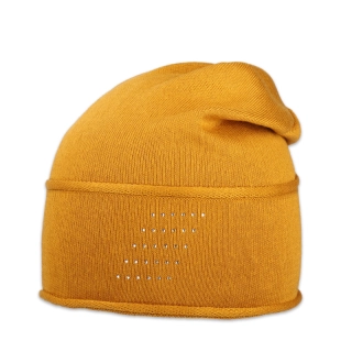 Dámská čepice přepadlá s kamínky