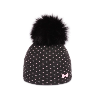 Dětská čepice s kožešinovou bambulí